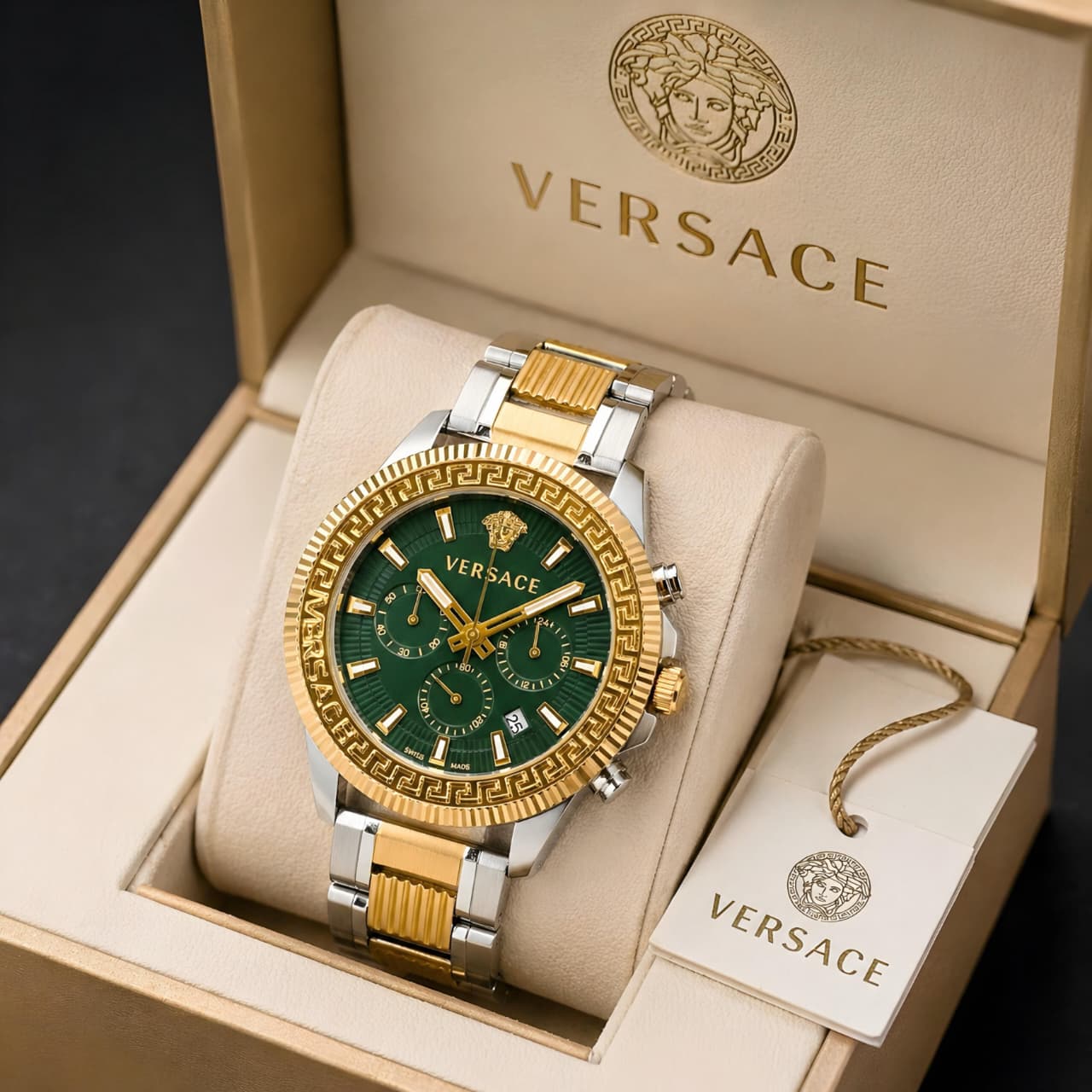 Versace Greca Action